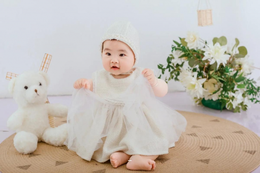 七台河宝宝几个月抬头